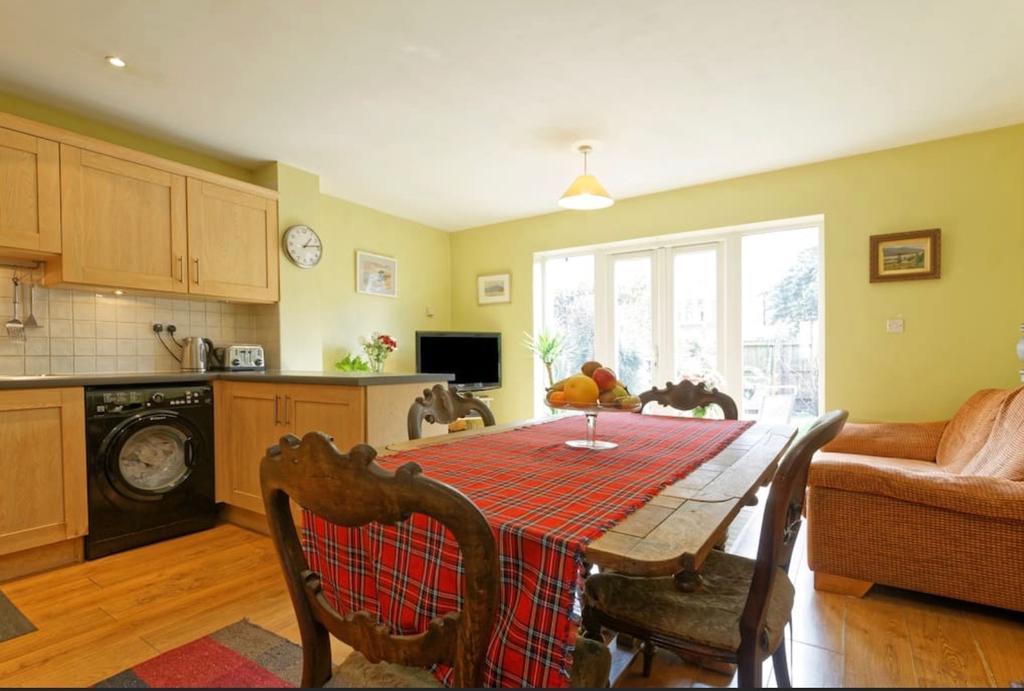 Lynbrook Grove Guesthouse London Ngoại thất bức ảnh